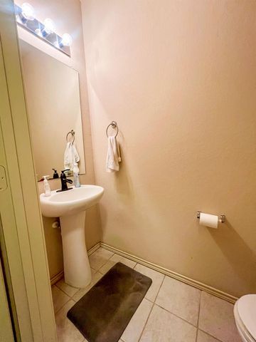 104 Blair CT, San Marcos, TX 78666