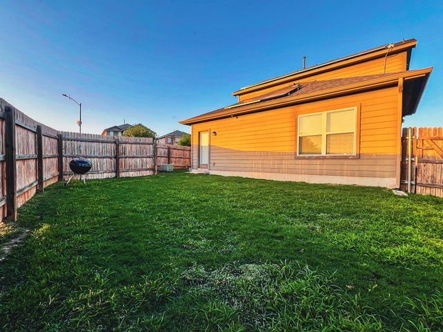 104 Blair CT, San Marcos, TX 78666