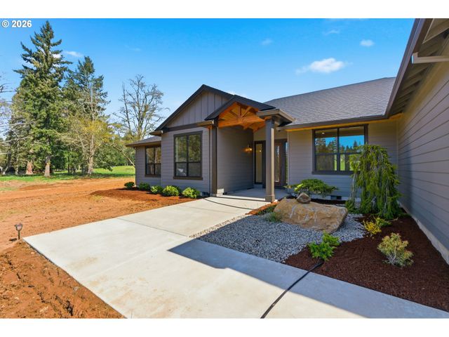 26122 Se 452ND Ave, Sandy, OR 97055