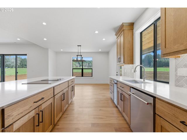 26122 Se 452ND Ave, Sandy, OR 97055