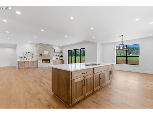 26122 Se 452ND Ave, Sandy, OR 97055