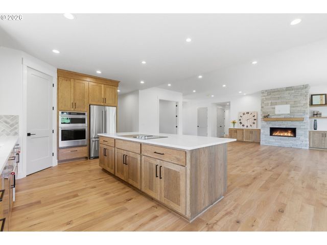 26122 Se 452ND Ave, Sandy, OR 97055