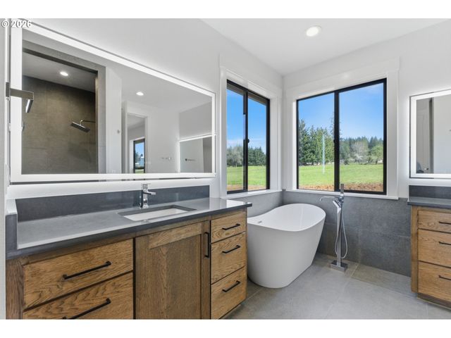 26122 Se 452ND Ave, Sandy, OR 97055