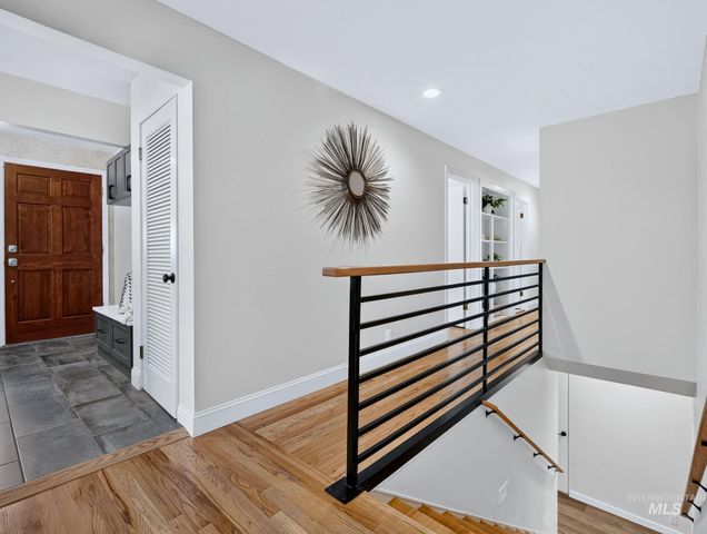 820 N Argyll Dr, Boise, ID 83702