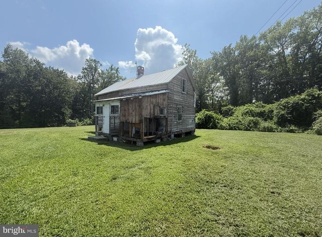 1710 FOLLY RD, Heathsville, VA 22473