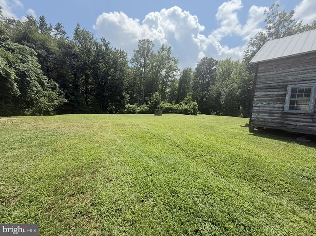 1710 FOLLY RD, Heathsville, VA 22473