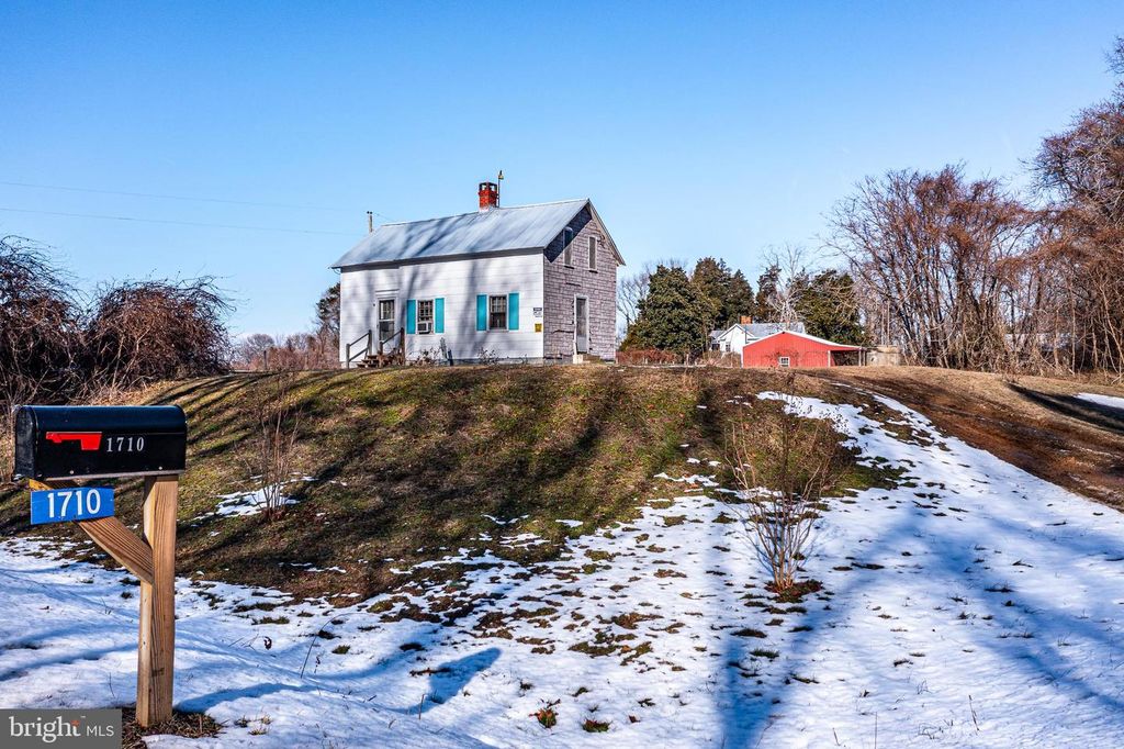 1710 FOLLY RD, Heathsville, VA 22473