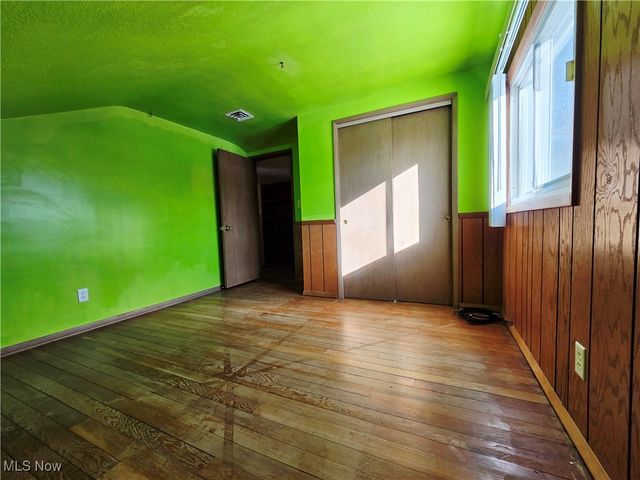 5507 Hollywood Drive, Parma, OH 44114