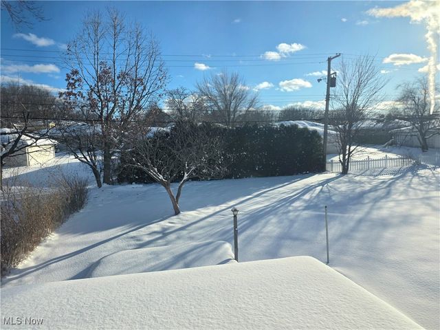 5507 Hollywood Drive, Parma, OH 44114