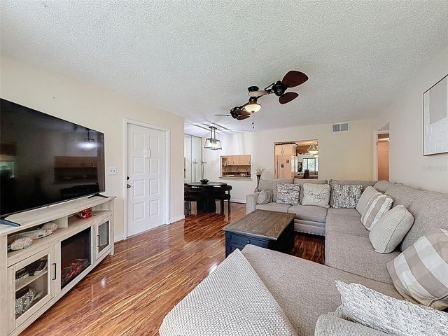 1488 PINE GLEN LANE B2, Tarpon Springs, FL 34688