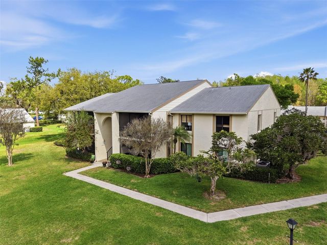 1488 PINE GLEN LANE B2, Tarpon Springs, FL 34688