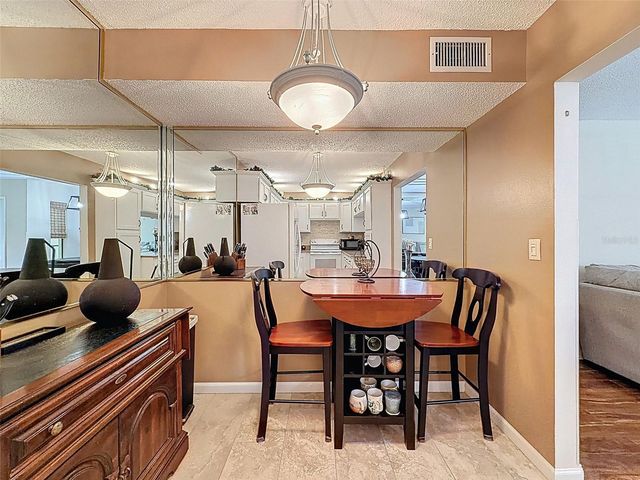 1488 PINE GLEN LANE B2, Tarpon Springs, FL 34688