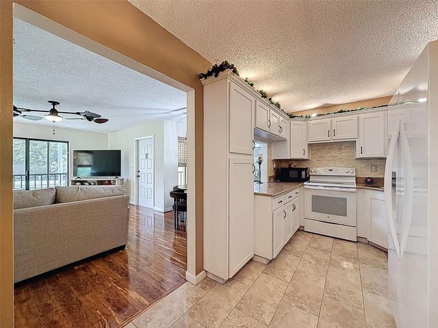 1488 PINE GLEN LANE B2, Tarpon Springs, FL 34688