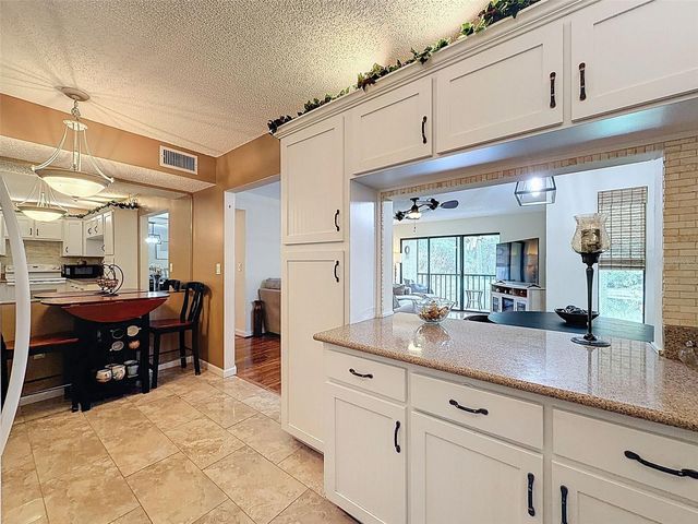 1488 PINE GLEN LANE B2, Tarpon Springs, FL 34688