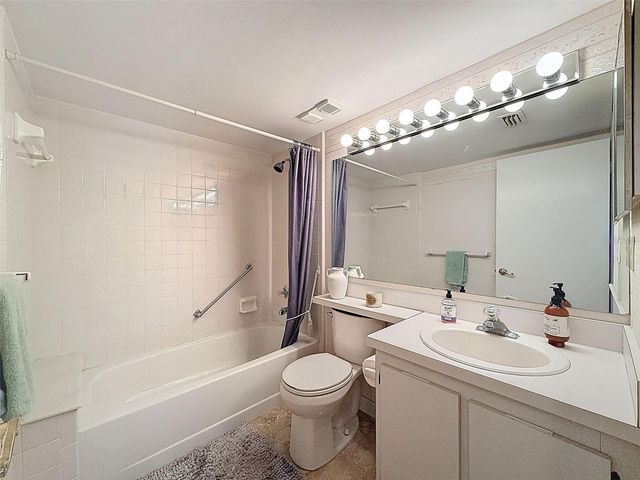 1488 PINE GLEN LANE B2, Tarpon Springs, FL 34688