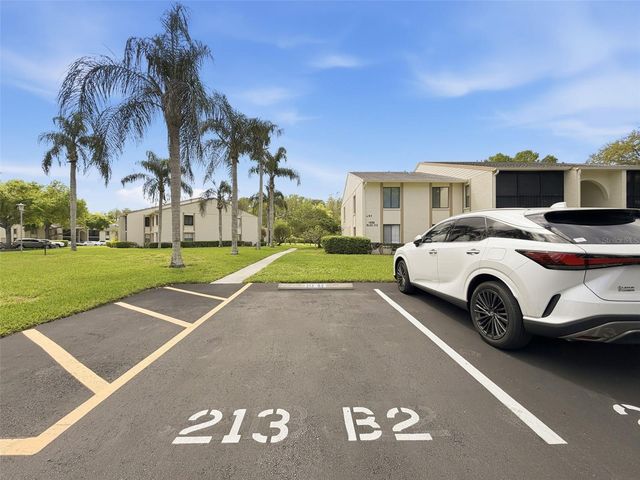 1488 PINE GLEN LANE B2, Tarpon Springs, FL 34688