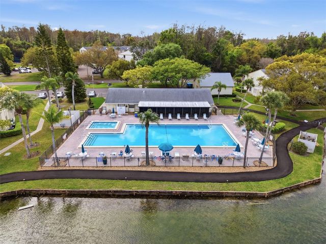 1488 PINE GLEN LANE B2, Tarpon Springs, FL 34688