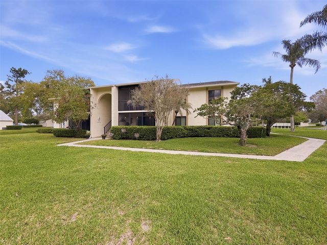 1488 PINE GLEN LANE B2, Tarpon Springs, FL 34688