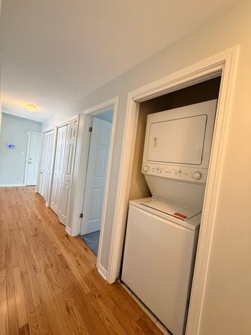 6823 S DORCHESTER Avenue 3, Chicago, IL 60637