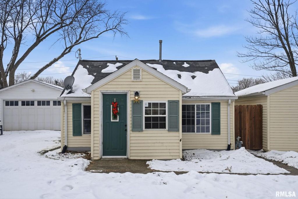 1015 7TH Street, Colona, IL 61241