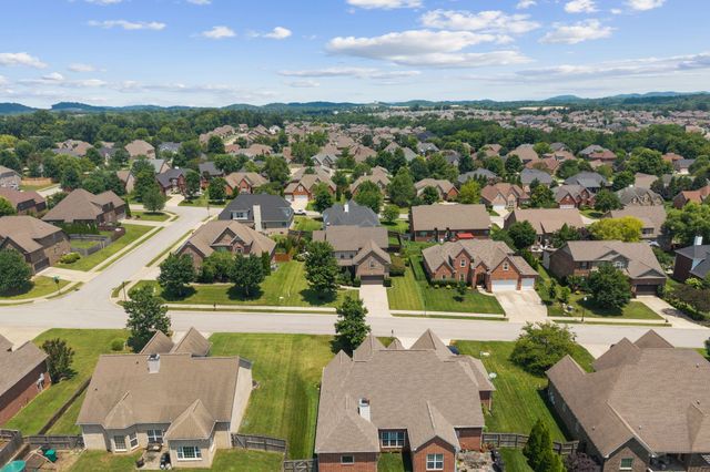 3080 Sakari Cir, Spring Hill, TN 37174