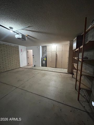 845 N STANDAGE --, Mesa, AZ 85201
