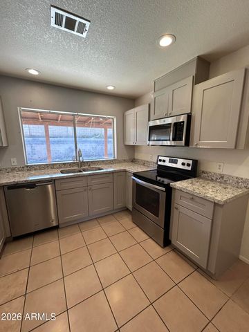 845 N STANDAGE --, Mesa, AZ 85201