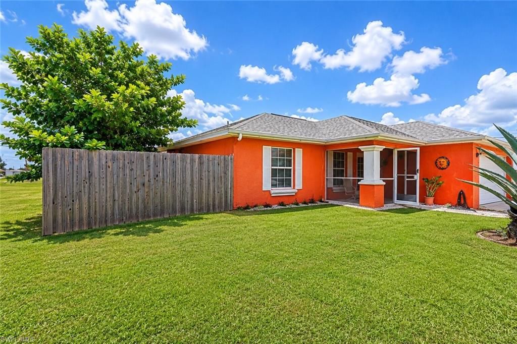 Image 1 of property listing at 507 Diplomat PKWY E, Cape Coral, FL 33909