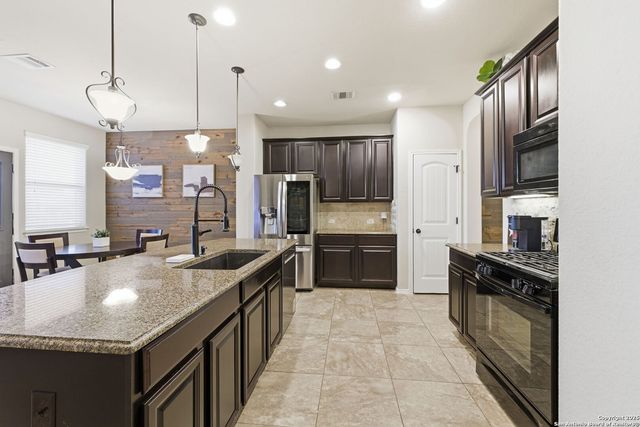 3735 Forsythia, San Antonio, TX 78261