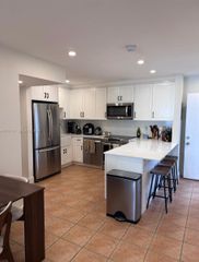 9227 SW 87th Avenue B7, Miami, FL 33176