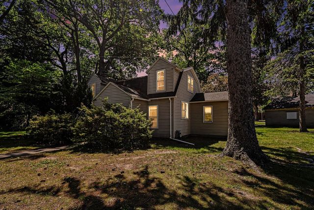 4865 Dowling Street, Montague, MI 49437