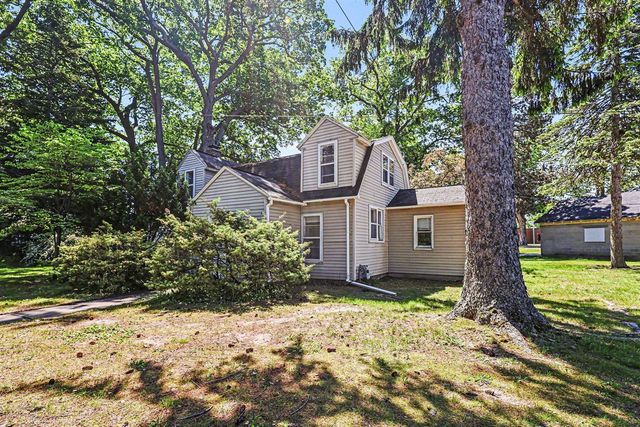 4865 Dowling Street, Montague, MI 49437