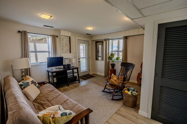 1920 S Lake Irving Drive SW, Bemidji, MN 56601
