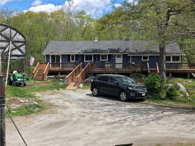 29 Parker Street, Glocester, RI 02814
