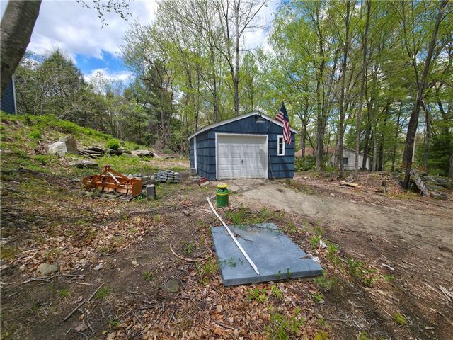 29 Parker Street, Glocester, RI 02814