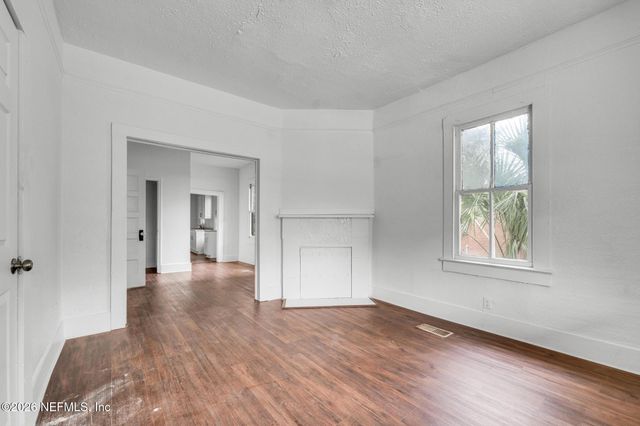 2106 MONCRIEF Road, Jacksonville, FL 32209