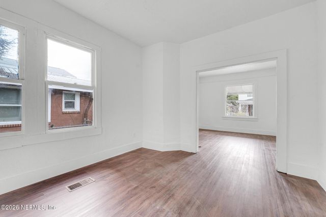 2106 MONCRIEF Road, Jacksonville, FL 32209