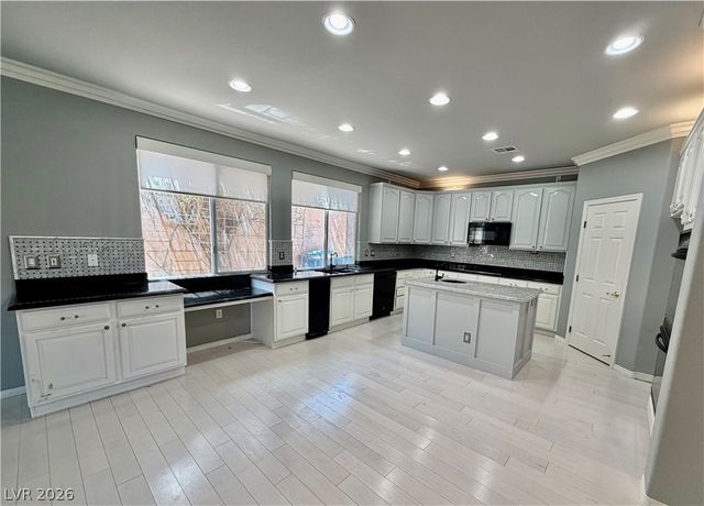 11025 Arbor Pine Avenue, Las Vegas, NV 89144