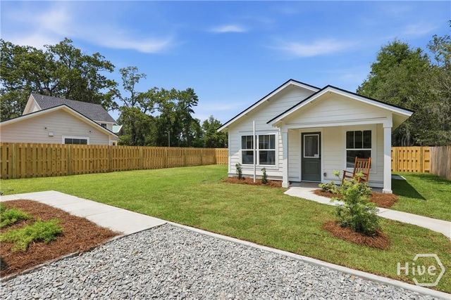 204 Bruce Street, Savannah, GA 31406