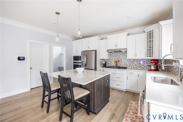 11585 Kings Pond Dr, Providence Forge, VA 23140