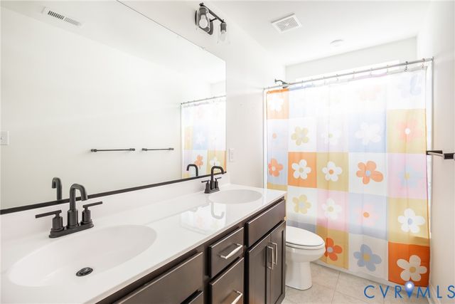 11585 Kings Pond Dr, Providence Forge, VA 23140