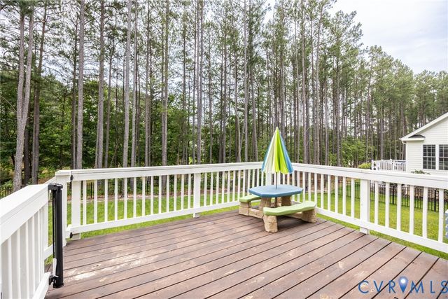 11585 Kings Pond Dr, Providence Forge, VA 23140