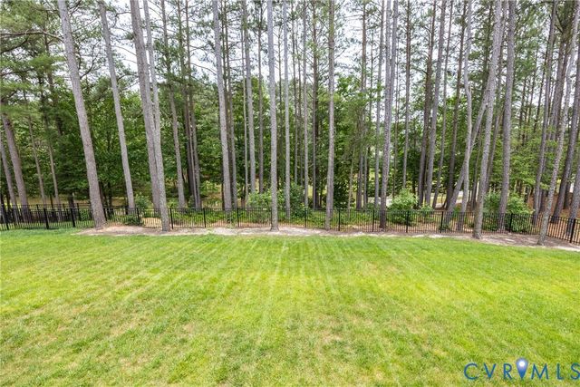 11585 Kings Pond Dr, Providence Forge, VA 23140