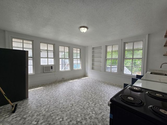 403 W Hampton, Sumter, SC 29150