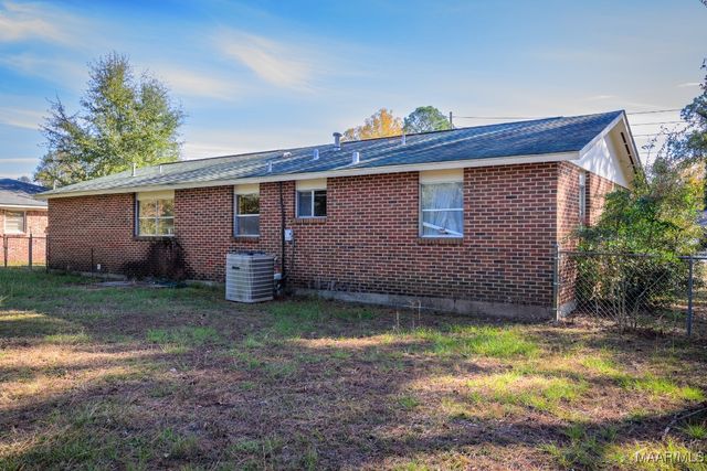 205 9th Avenue, Selma, AL 36701