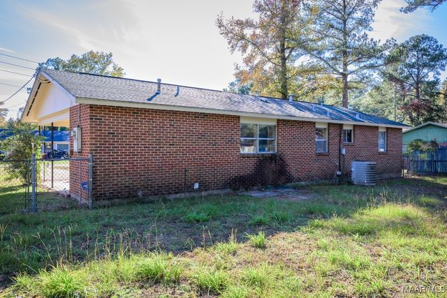 205 9th Avenue, Selma, AL 36701