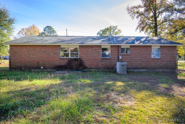 205 9th Avenue, Selma, AL 36701
