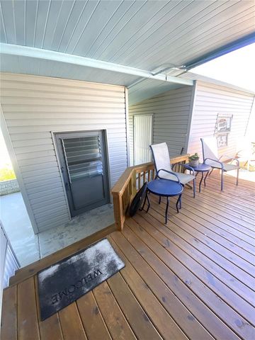 2207 69TH AVENUE W, Bradenton, FL 34207