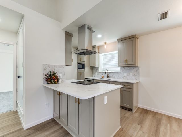 3703 Verlaine Drive, Carrollton, TX 75007