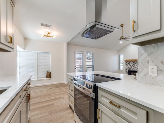 3703 Verlaine Drive, Carrollton, TX 75007